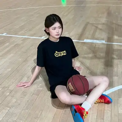 康云涵